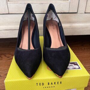 Brand New Suede Ted Baker London Eriins Heels DK-Blue Navy Size 9
